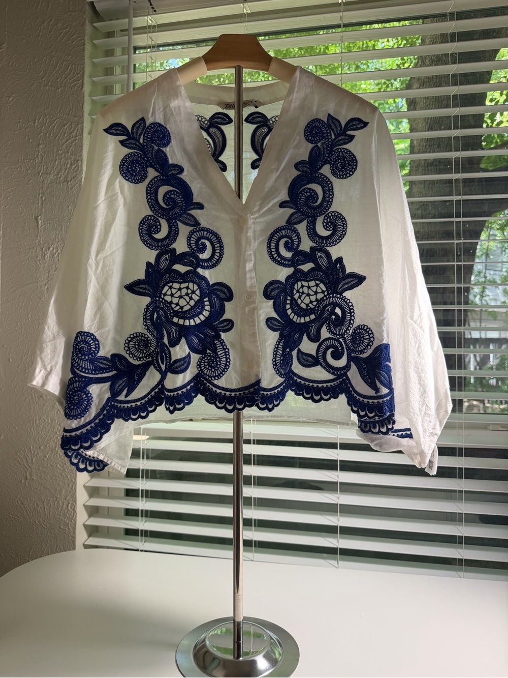 Zara White V-Neck Tunic with Navy Blue Embroidery